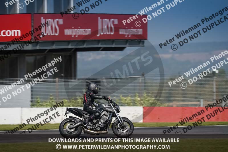 donington no limits trackday;donington park photographs;donington trackday photographs;no limits trackdays;peter wileman photography;trackday digital images;trackday photos